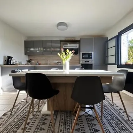 Appartement Dans Maison *