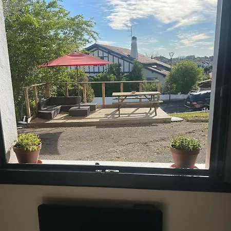 Appartement Dans Maison